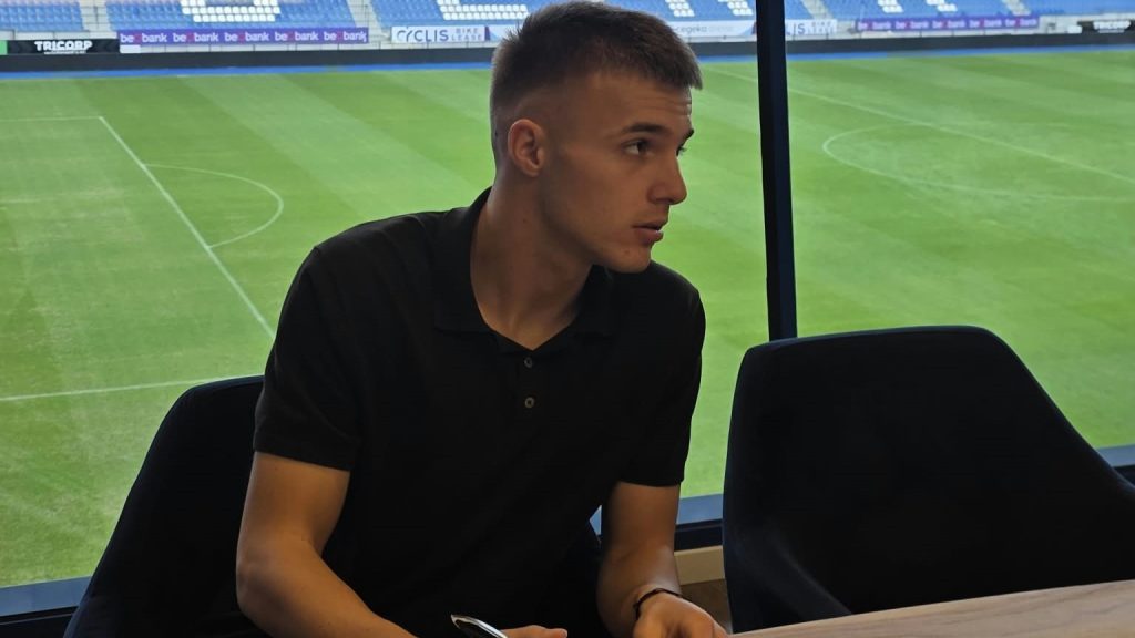 Milan Roganovic KRC Genk Red Ball Agency